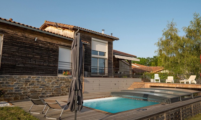 Saint-Girons Maison | Chalet avec piscine et une vue sur les montagnes