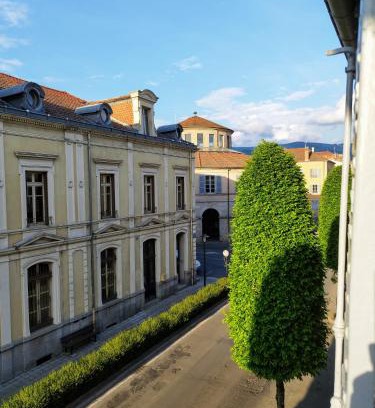 Ambert Maison | Chaleureuse maison de ville à côté de la mairie ronde