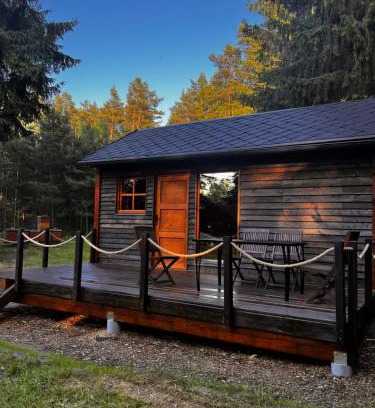 Vselibice Maison | Chaloupka na jehličí