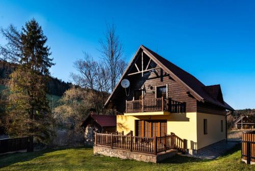 Spisske Hanusovce Maison | Chalupa Josta - 4 spálne - 3 kúpeľne - krytý altánok - skibus zastávka - wifi