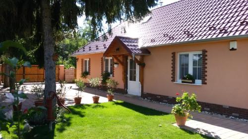 Jahodna Maison | Chalupy Majer Biffar