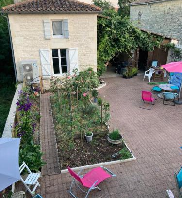 Le Bourdet Maison | Chambre améliorée dans petite maisonnette, Au moulin du bonheur