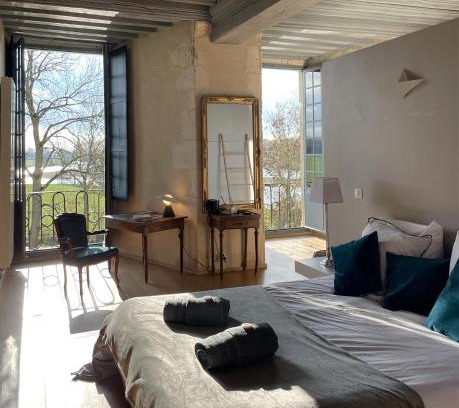 Saincaize-Meauce Lit Et Petit-Déjeuner | Chambre au Château de Meauce, Marguerite de Meauce