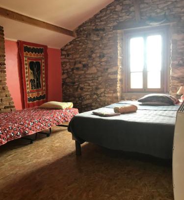 Saint Sever Maison | Chambre chez l'habitant Corail cuisine et sdb partagées