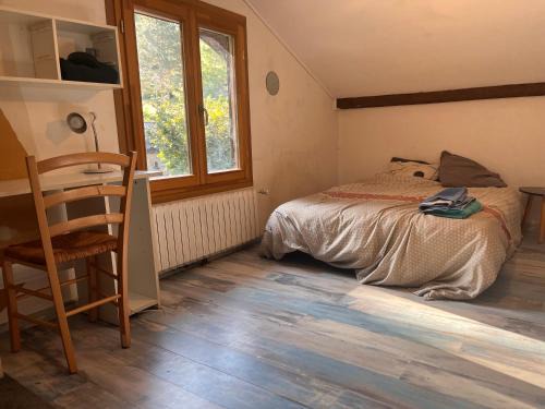La Celle-sous-Gouzon Maison | Chambre Cosy , sub et wc privatif , chez l'habitant avec piscine