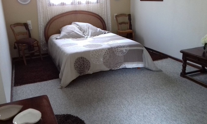 Parigne-lʼEveque Maison | Chambre 2/3 personnes 10 mn Le Mans Sud