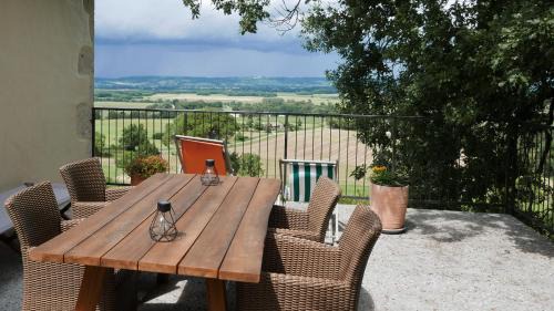 Galapian Lit Et Petit-Déjeuner | chambre d'hôtes à la ferme du Moulin