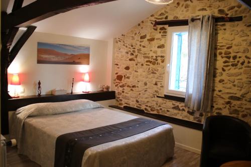 Pouillon Lit Et Petit-Déjeuner | Chambre d'Hôtes au Sargaillon