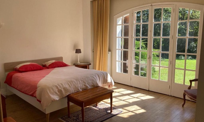 Jars Lit Et Petit-Déjeuner | Chambre d'hôtes Gîte du Grand Sancerrois