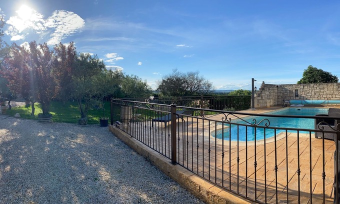 Comps Maison | Chambre d'hôtes Les Cigales