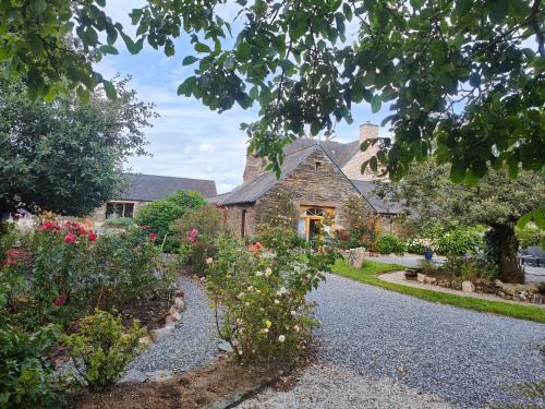 Les Fougerets Lit Et Petit-Déjeuner | Chambre d'hôtes Saint Jacob Relais de Chasse du XVIII Siècle