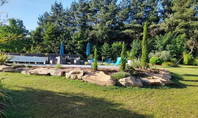 Angrie Lit Et Petit-Déjeuner | CHAMBRE DANS UN ECRIN DE VERDURE