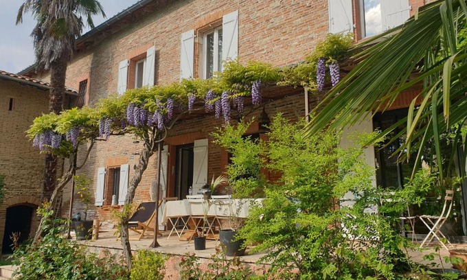Roquettes Maison | Chambre de charme dans une propriété du 18ème