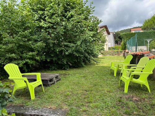 Chatel-Guyon Lit Et Petit-Déjeuner | Chambre double Au TREFLE DORT