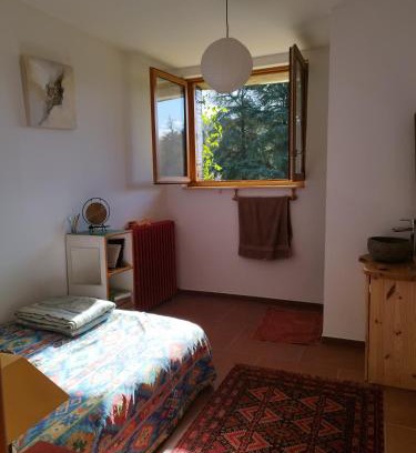 Lasalle Maison | Chambre ensoleillée au calme