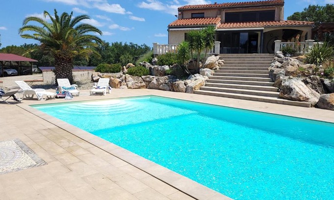 Saint-Genis Maison | Chambre d'hôte à la villa René