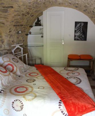 Saint-Jean-de-Ceyrargues Maison | Chambre Cévennole