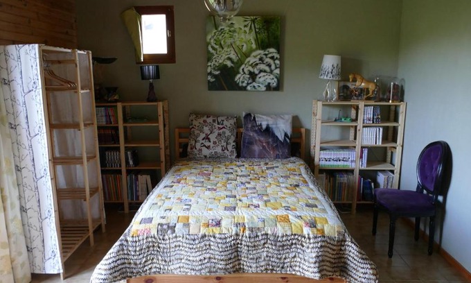 Selonnet Maison | Chambre indépendante deux personnes au bord de la Blanche