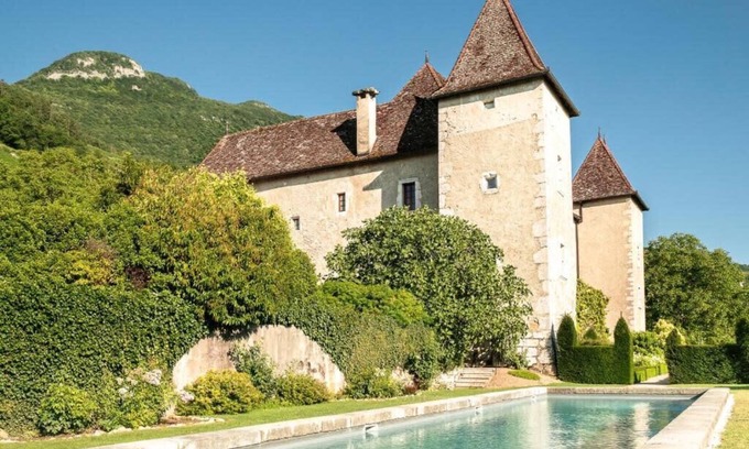 Jongieux Lit Et Petit-Déjeuner | Chambre L'ALTESSE - Château de la Mar