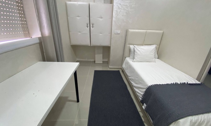 Bni Quolla Villa | Chambre Mi, Guitar Palace