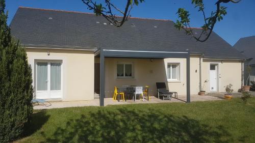 Vernantes Maison | Chambre privée des 2 Clochers