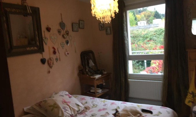 Epinal Lit Et Petit-Déjeuner | Chambre privée