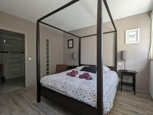 Fontguenand Lit Et Petit-Déjeuner | Chambres avec petit déj inclus et table d'hôtes en Berry, près des Châteaux de la Loire - FR-1-591-700