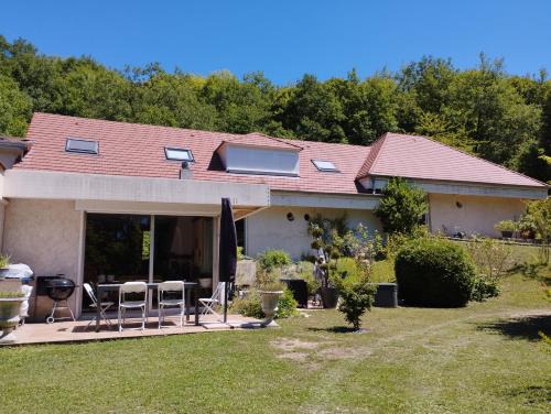 Auffreville-Brasseuil Lit Et Petit-Déjeuner | Chambres d'hôtes Les Hauts de la Vaucouleurs suite Blanche Colombe