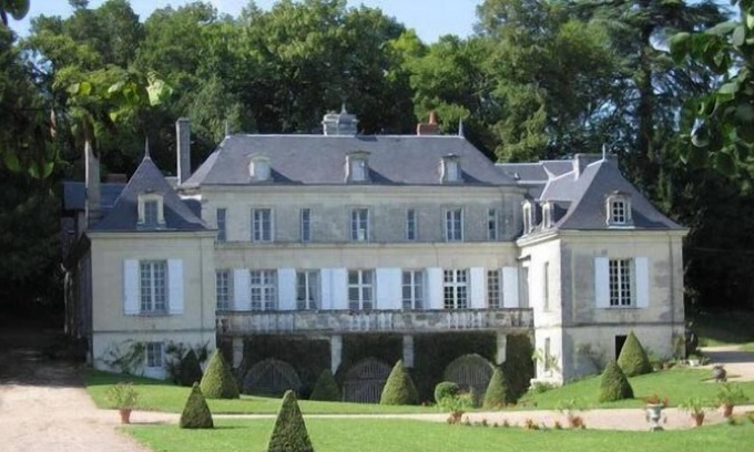 Thure Maison | Chambres d'hôtes - Château de la Plante