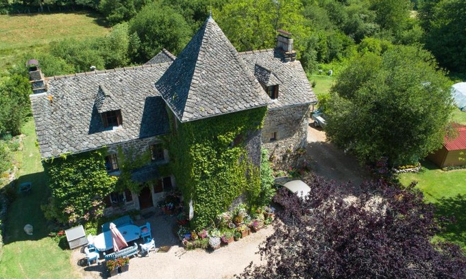 Espagnac Lit Et Petit-Déjeuner | Chambres d'hôtes de la ferme apicole d'Espagnac Corrèze