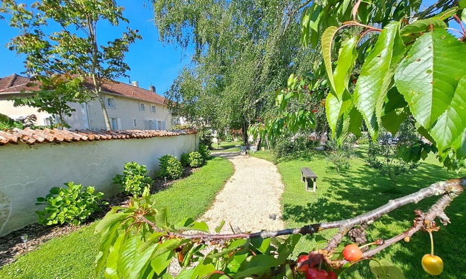 Challignac Lit Et Petit-Déjeuner | Chambres d'hôtes Le Chemin