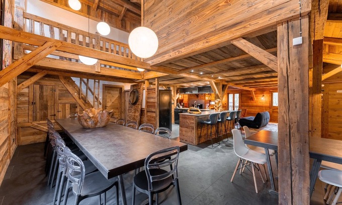 Abondance Chalet De Ski | Ferme Champ'Alp , 32 personnes. Chalet Haut de Gamme Sauna et Bains nordiques.