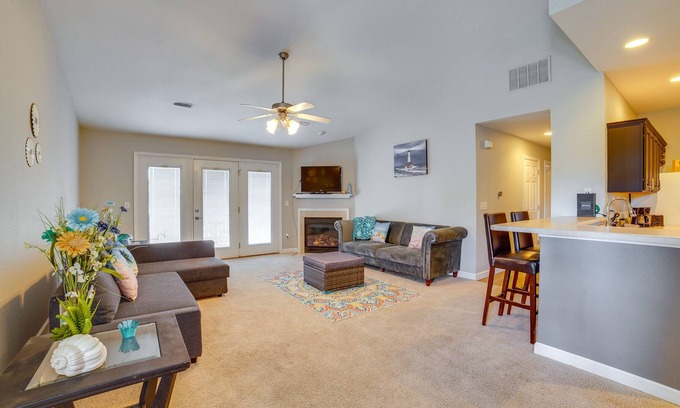 Champaign Copropriété | Champaign Condo w/ Amenity Access Near University!