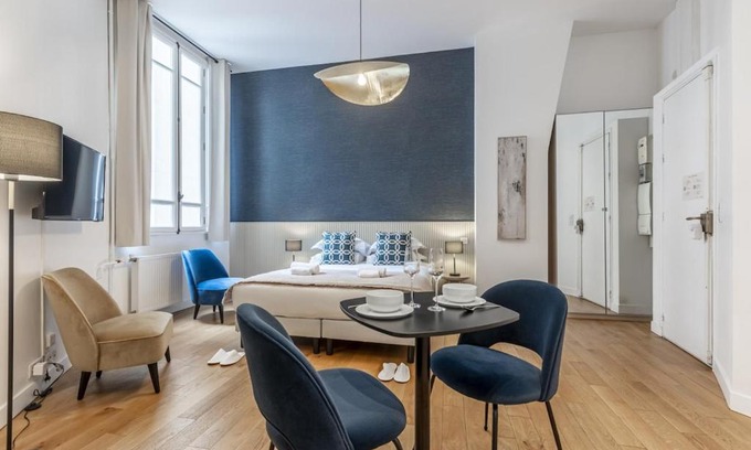 Faubourg-du-Roule Appartement | Champs Elysées - Amazing Apartment - Studio