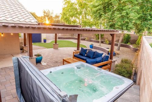 Provinces Master Community Maison | Chandler Oasis with Patio, Hot Tub, & Nearby Parks