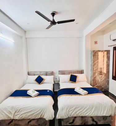 Varanasi Maison | Chandrakala Residency Paying Guest House Near Kashi Vishwanath Temple and Ganga Ghats