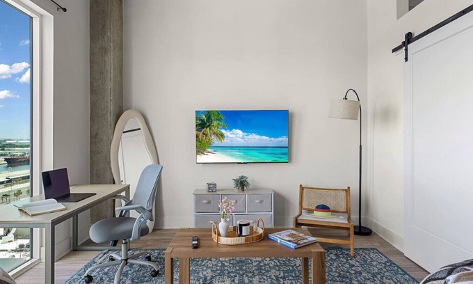 Channel District Appartement | Channelside: Amalie Arena | Convention Center | DT