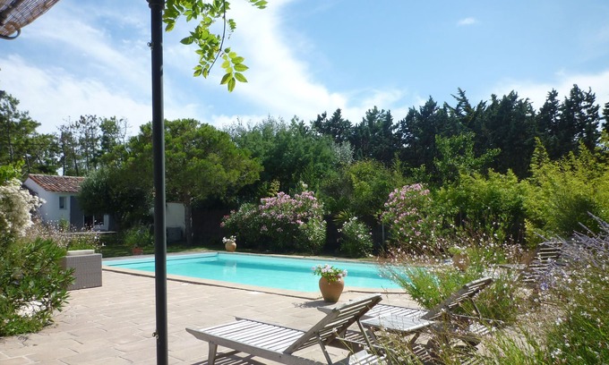 Ars-en-Re Maison | maison de charme 3 ch 4 sdb 3 wc 6 personnes 180m2