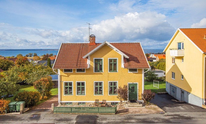 Granna Maison | Character 2 bedroom ground floor unit in the heart of Gränna