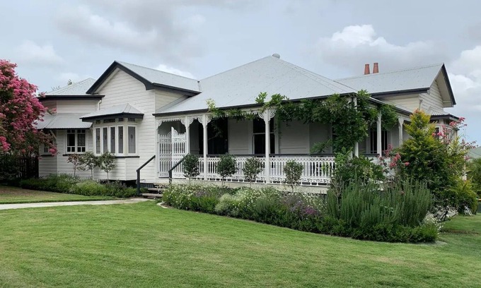 Wilston Maison | Character 4 Bed Home close to the City