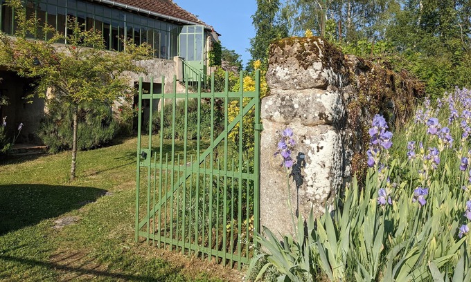 Burzy Maison | "La Sittelle" Character cottage in the heart of the Burgundy countryside