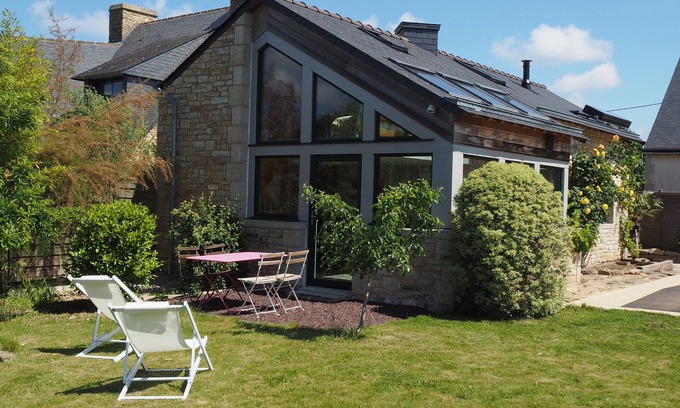 Sene Cottage | Gîte de caractère, vue Golfe du Morbihan, plage 150m, Vannes 10mn