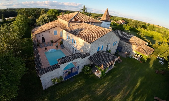 Cahuzac-sur-Vere Maison | Maison de caractere avec piscine + spa