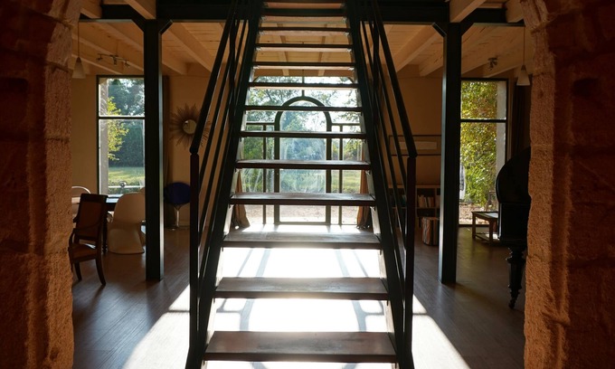 Le Cailar Maison | Character house under three-hundred-year-old plane trees