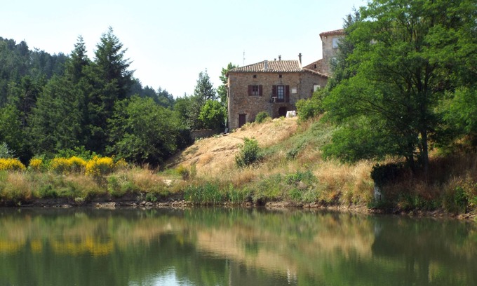 Joannas Maison | Ardèche Joannas Character house with 1000 m2 garden and breathtaking views.
