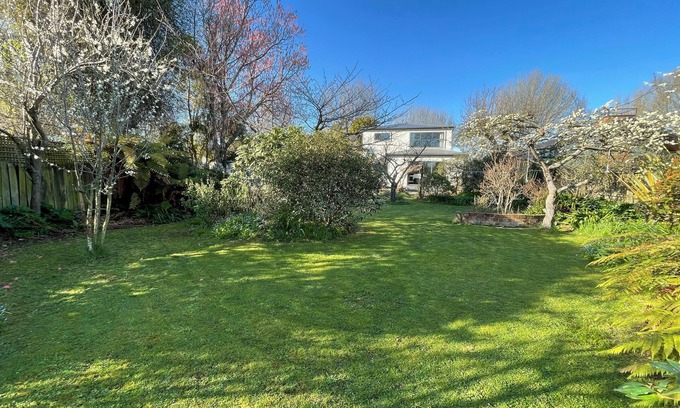 Saint Albans Maison | Quiet & new, sunny on upstairs, near CBD: CNZhouse