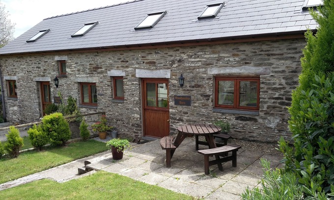 Newchapel Cottage | Maison de caractère dans la belle, calme, rural situé près de la côte.