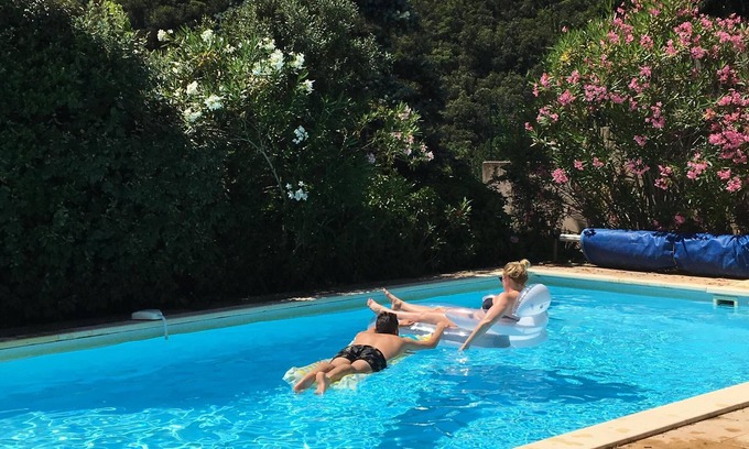 Montbolo Maison | Maison indépendante en pierre, avec piscine privée & vues splendides