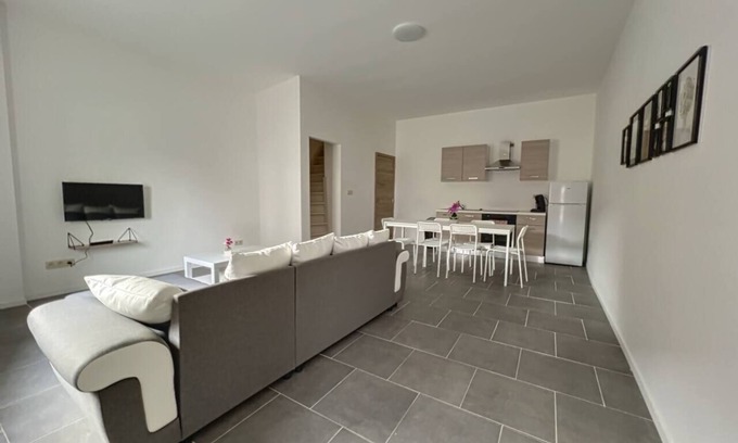 Ransart Maison | Charbex 4 Brussels-Charleroi-Airport