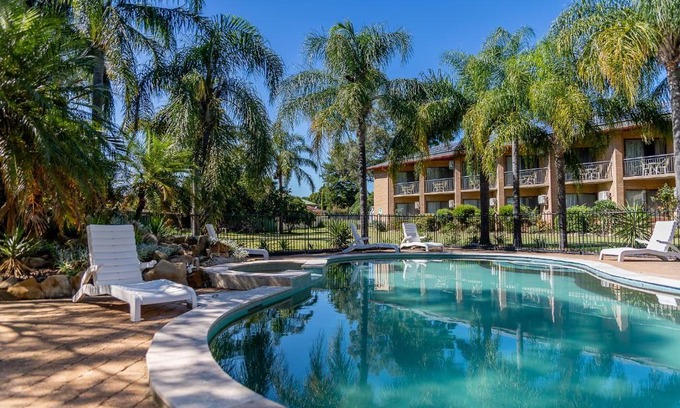 Singleton Hôtel | Charbonnier Motor Inn